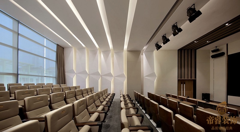 大型會(huì )議室