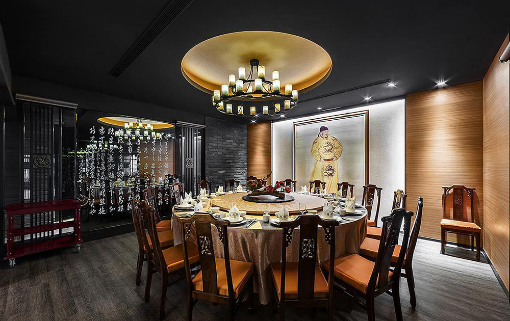 西餐廳裝修和中餐廳裝修在風(fēng)格上有什么不同？