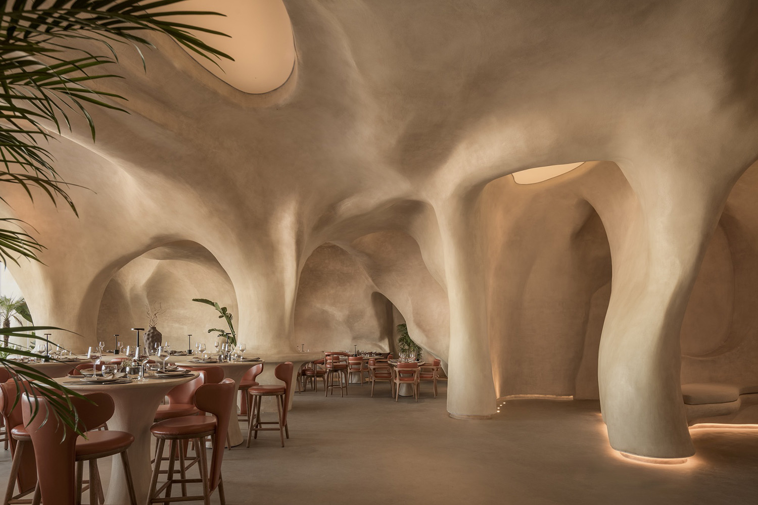 500㎡酒吧空間&餐廳場(chǎng)所創(chuàng  )意裝修共生美學(xué)