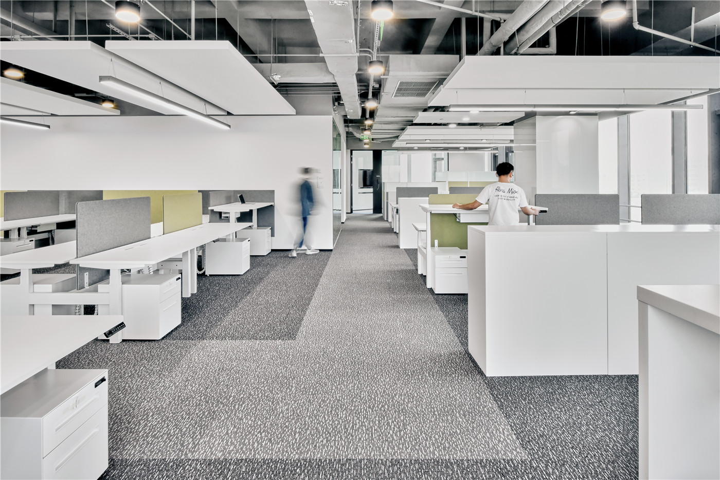 成都辦公室裝修設計如何實(shí)現30%工期突破？揭秘高效交付的底層邏輯